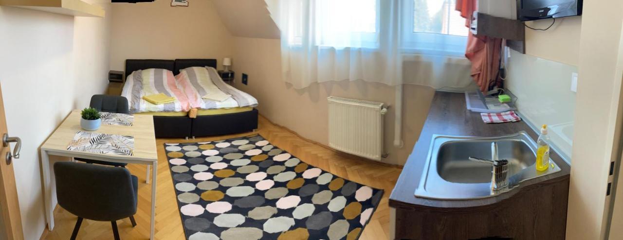 Kuenszler Apartmanhaz Zamárdi Exterior foto
