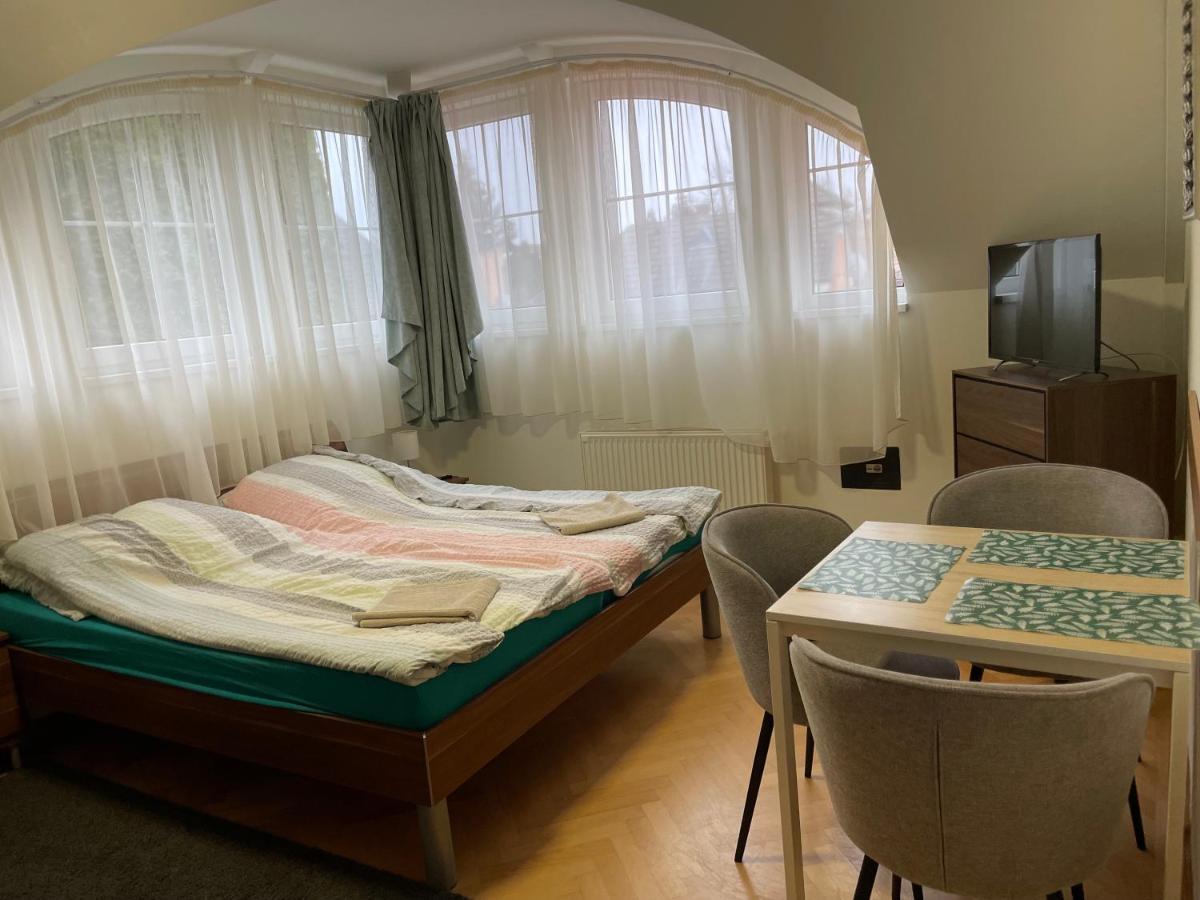 Kuenszler Apartmanhaz Zamárdi Exterior foto